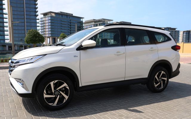 Toyota Rush - image 3