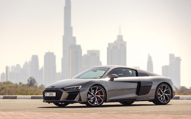 Audi R8 - image 3