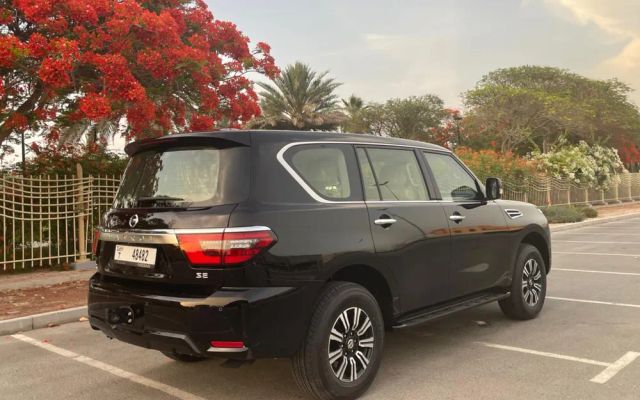 NISSAN PATROL PLATINUM - image 2