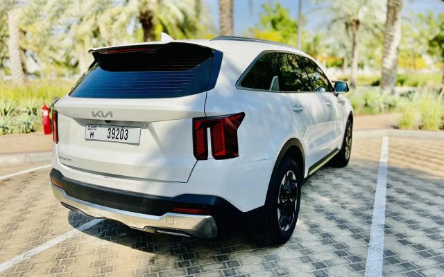 Kia Sorento - image 2