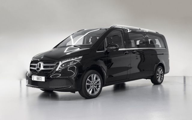 Mercedes V250 - image 1