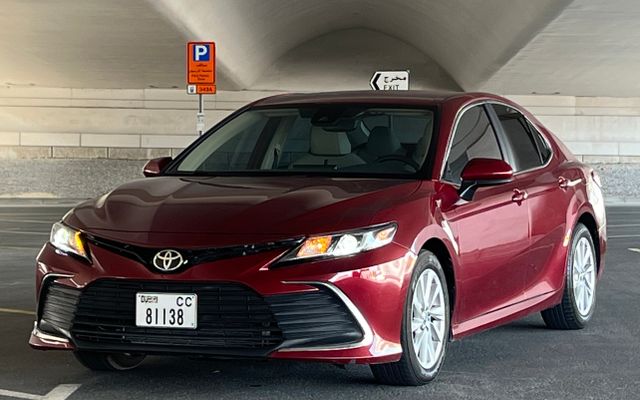 Toyota Camry - image 1