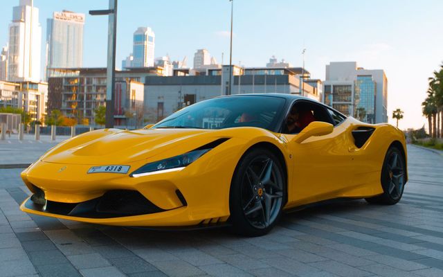 FERRARI F8 TRIBUTO - image 1