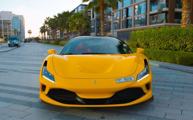 FERRARI F8 TRIBUTO - image 2
