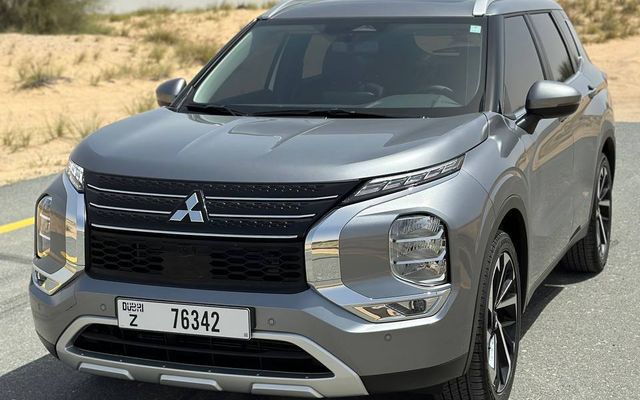 Mitsubishi Outlander - image 3