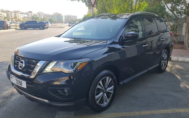 NISSAN PATHFINDER - image 1