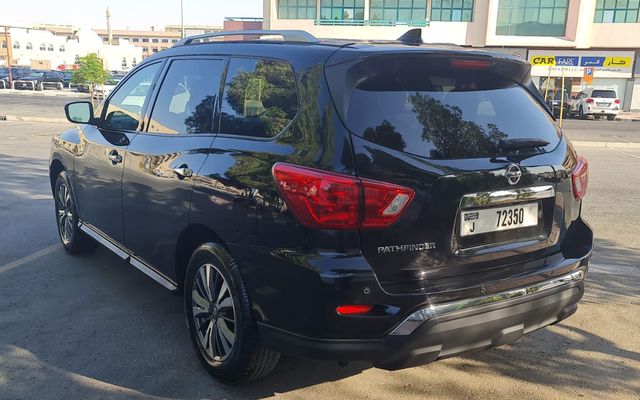 NISSAN PATHFINDER - image 3