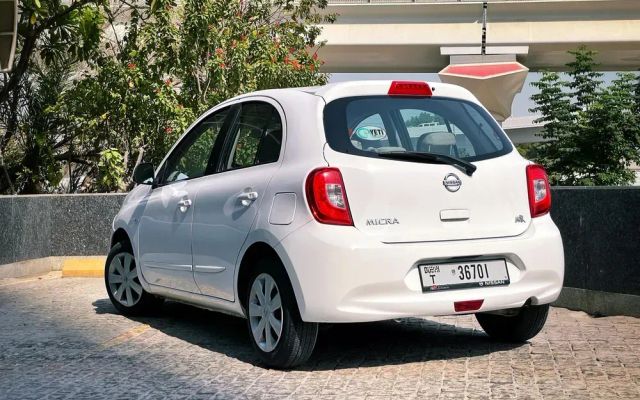 Nissan Micra - image 4