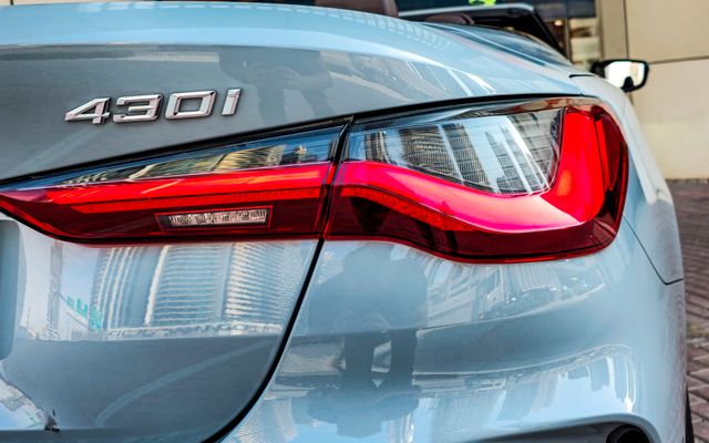 BMW 430i convertible - image 4