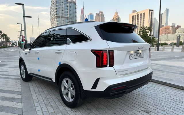 kia sorento - image 3