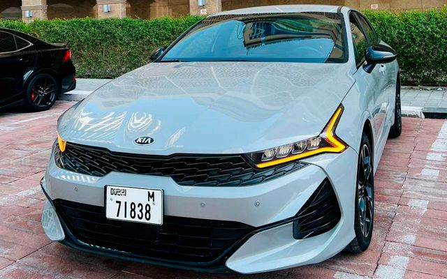 KIA K5 - image 1