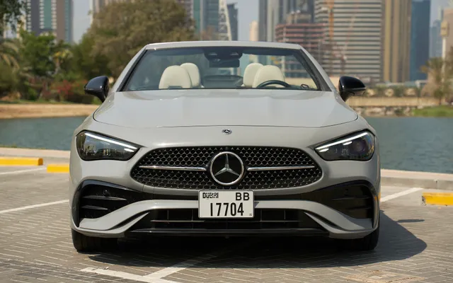 MERCEDES CLE450 - image 2