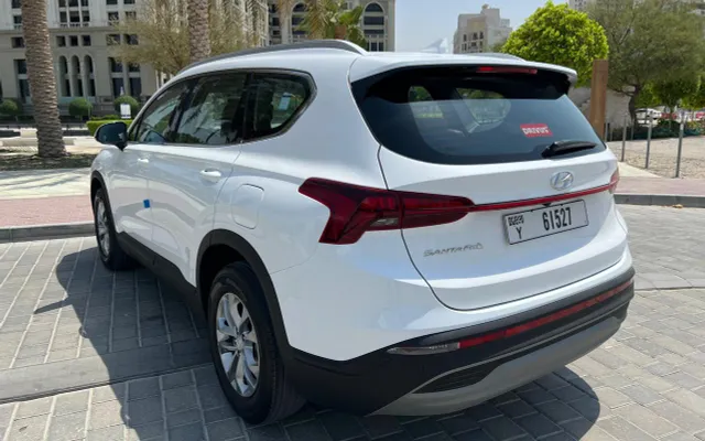 Hyundai Santa Fe - image 4