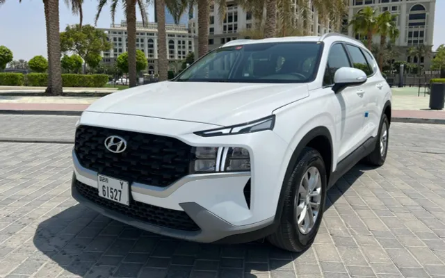 Hyundai Santa Fe - image 1