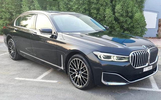 BMW 740 Xi - image 3