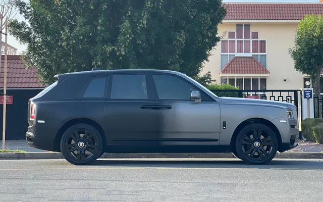ROLLS ROYCE CULLINAN - image 4