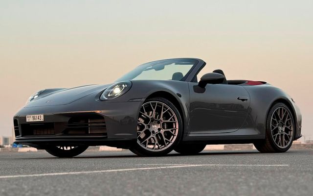 PORSCHE 911 CABRIO 2025 - image 1