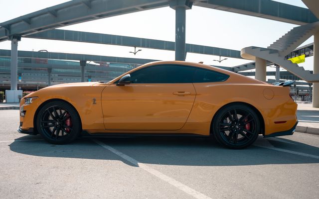 Ford Mustang GT500 Shelby - image 2