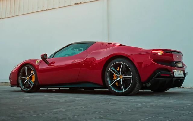 Ferrari 296 GTB - image 4