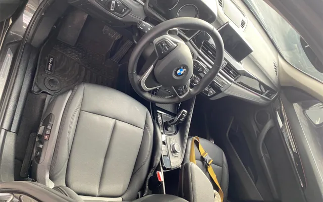 BMW X1 - image 3