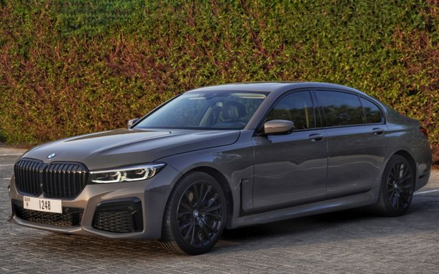 BMW 740Li - image 1