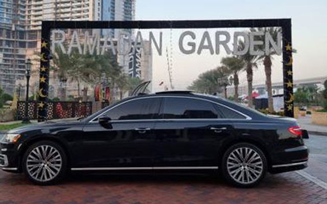 AUDI A8 - image 2