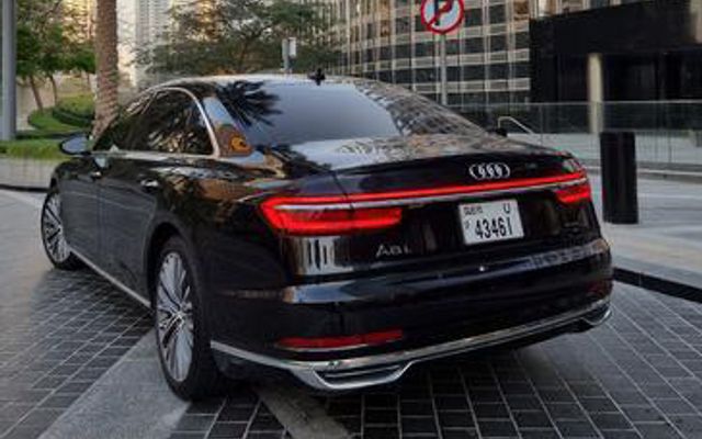 AUDI A8 - image 4