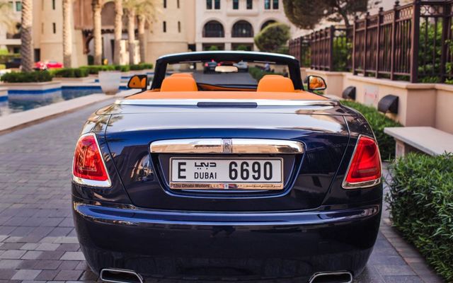 Rolls Royce dawn - image 4