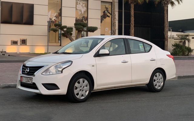 NISSAN SUNNY - image 2
