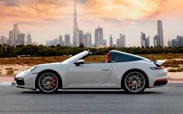PORSCHE 911 TARGA - image 4