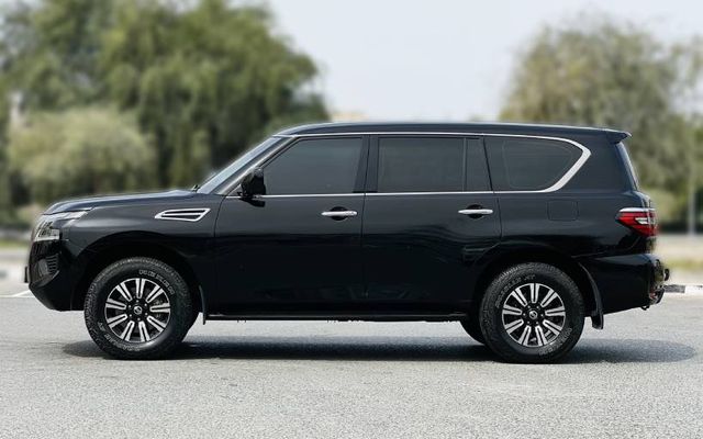Nissan Patrol - image 3