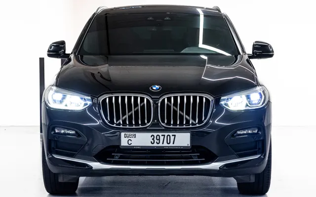 BMW X4 - image 3