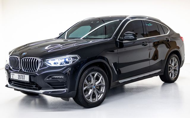 BMW X4 - image 1