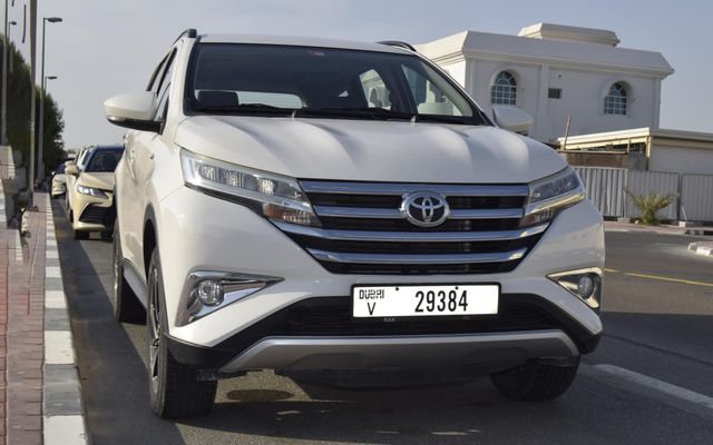 TOYOTA RUSH - image 1