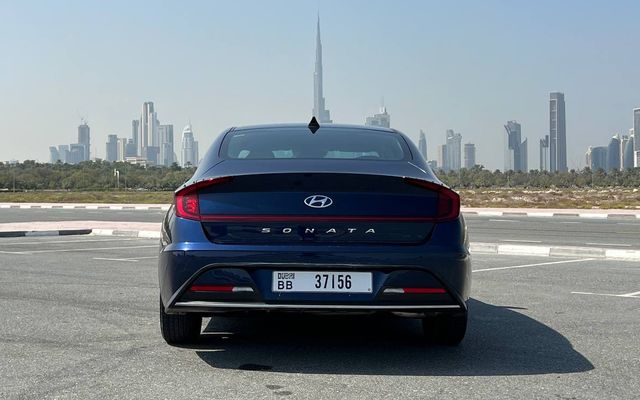 Hyundai Sonata - image 4