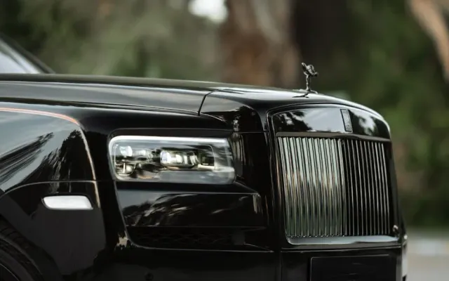 Rolls Royce Rolls Royce Black Badge Cullinan - image 2