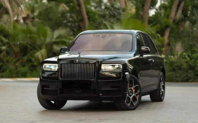 Rolls Royce Rolls Royce Black Badge Cullinan - image 1