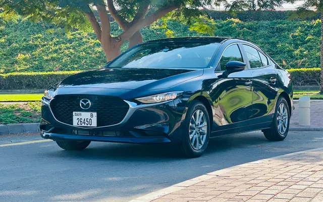 MAZDA 3 - image 1