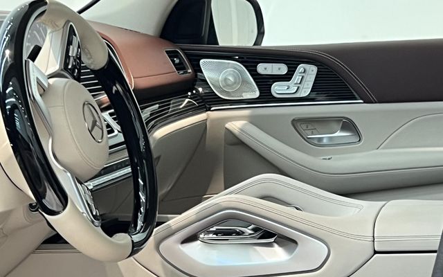 MERCEDES-BENZ MAYBACH-GLS600 - image 3