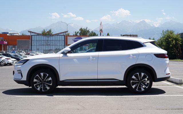 BYD SONG PLUS EV - image 3