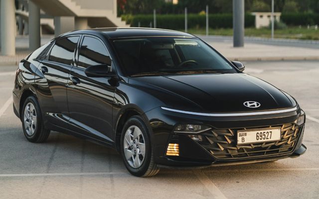 HYUNDAI ACCENT - image 1