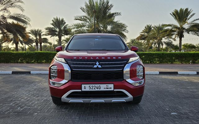 Mitsubishi Outlander - image 2