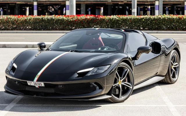 Ferrari 296 GTS - image 1