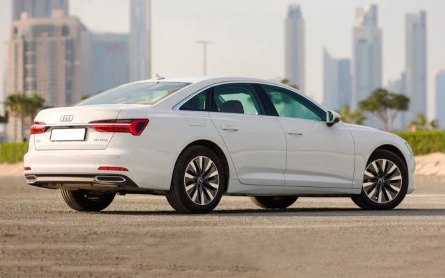 Audi A6 - image 2