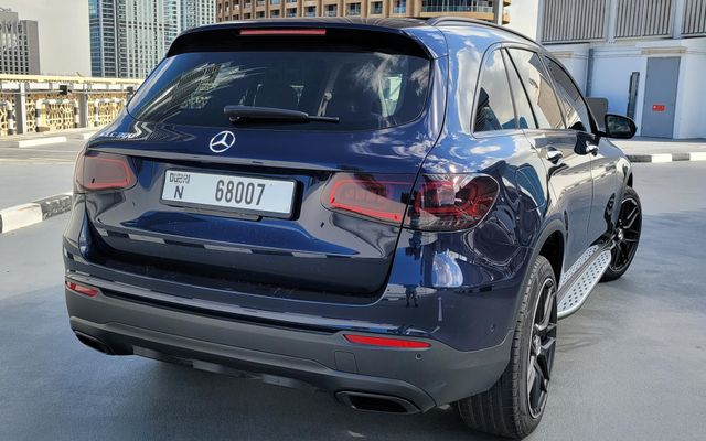 Mercedes Glc 300 - image 4