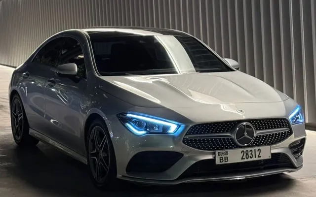 Mercedes-Benz CLA250 - image 1