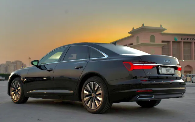 AUDI A6 - image 2