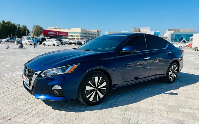 NISSAN ALTIMA - image 1