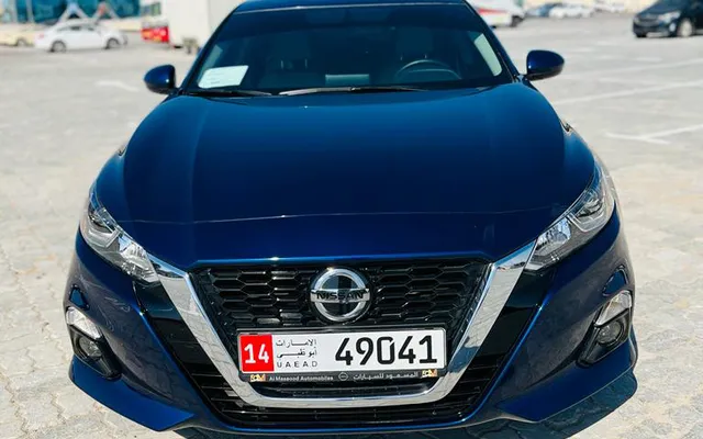 NISSAN ALTIMA - image 2