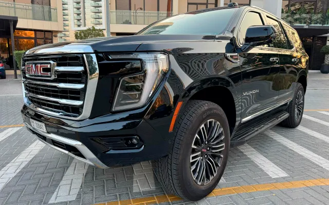 GMC YUKON - image 3